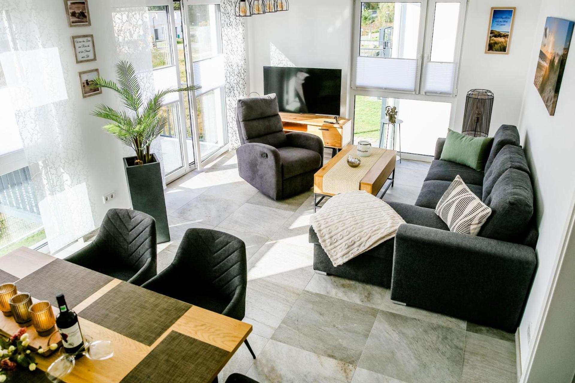 Apartmenthaus Windland Pouch Ngoại thất bức ảnh